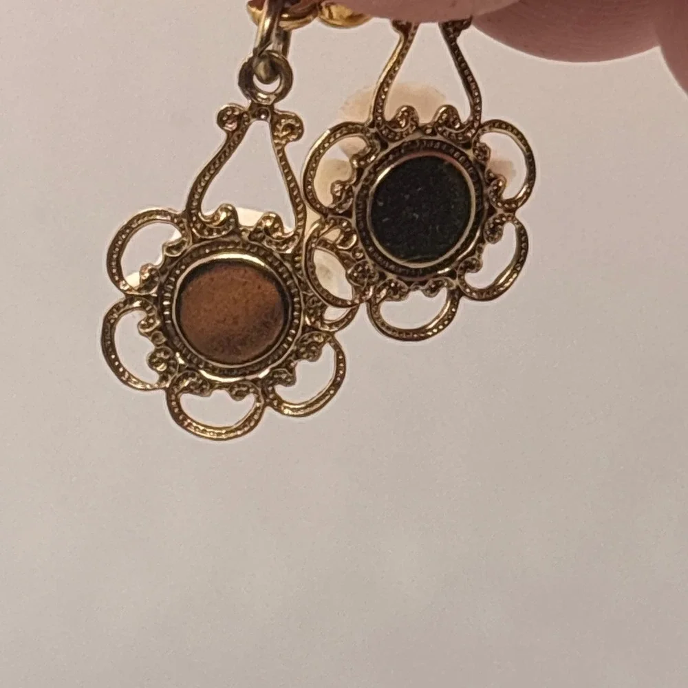Vintage Floral‎ Dangle Earrings Gold Tone Porcelain Rose